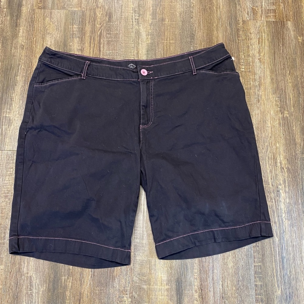 St Johns Bay Womens 22W Bermuda Shorts Black Pink Contrast Stitch Cotton Stretch